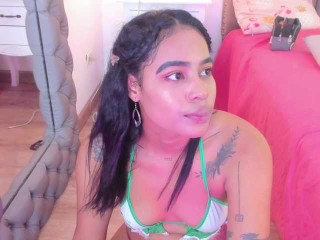 ribylove's BongaCams show and profile
