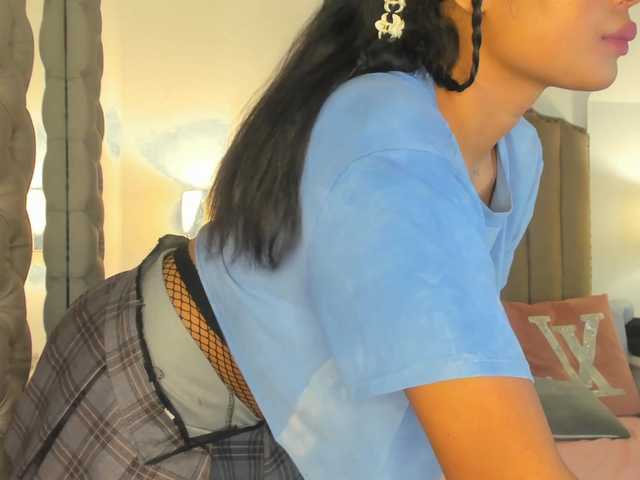 ribylove's BongaCams show and profile