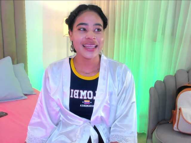 ribylove's BongaCams show and profile