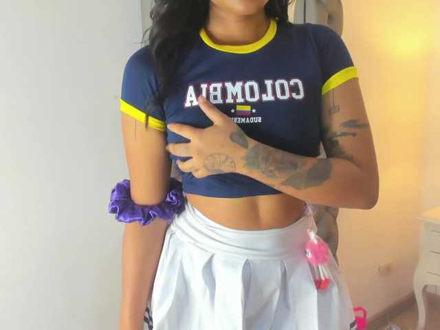 ribylove's BongaCams show and profile