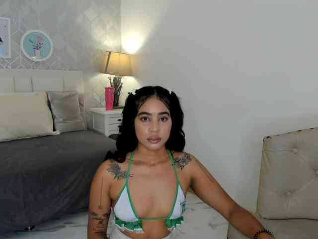 ribylove Live Webcam on BongaCams