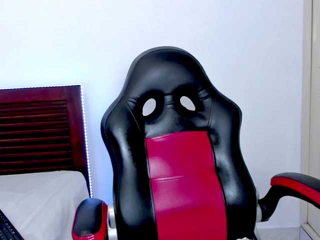 vanessaasquirt's BongaCams show and profile