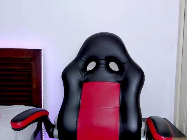 vanessaasquirt's BongaCams show and profile