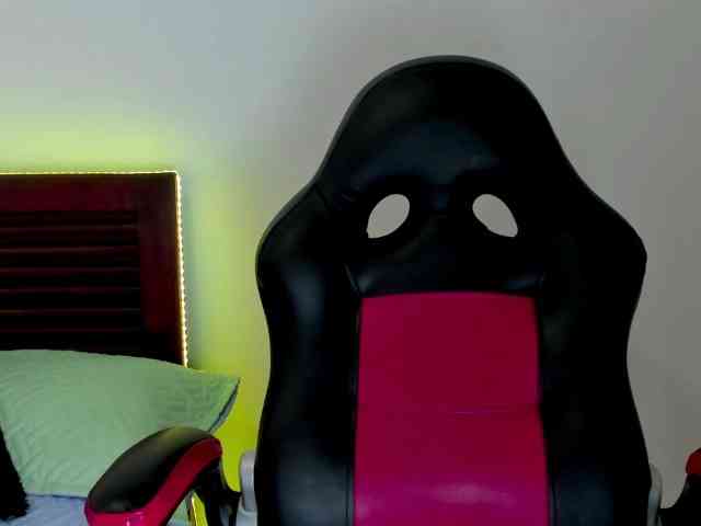 vanessaasquirt webcam