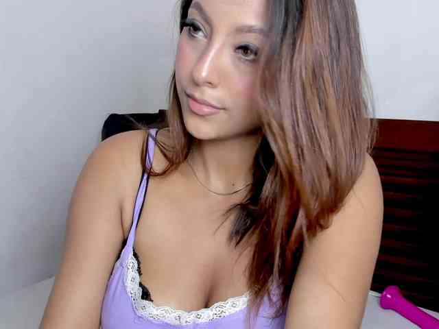 vanessaasquirt webcam