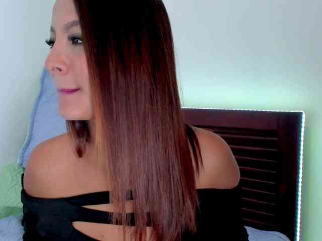 vanessaasquirt webcam