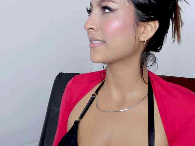 vanessaasquirt webcam