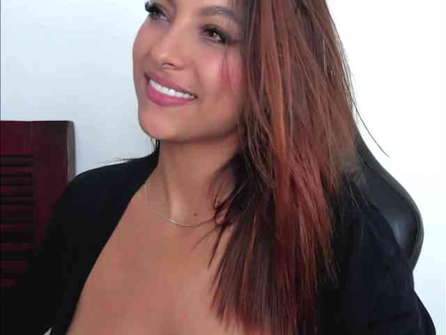 vanessaasquirt webcam