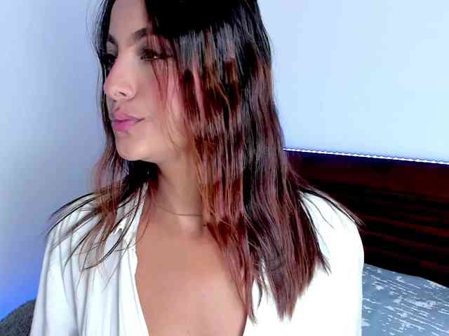 vanessaasquirt webcam