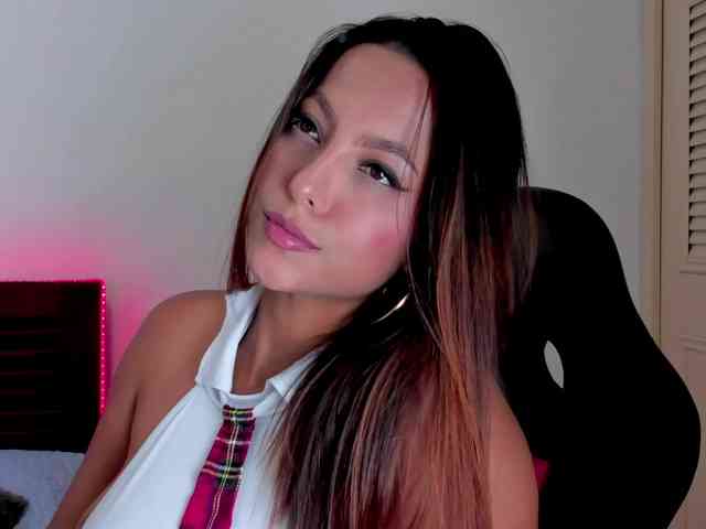 vanessaasquirt webcam