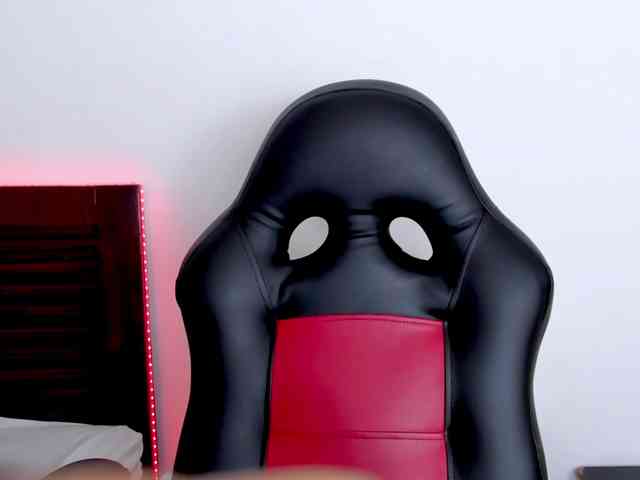 vanessaasquirt webcam