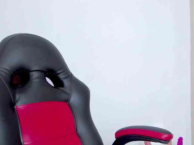 vanessaasquirt webcam