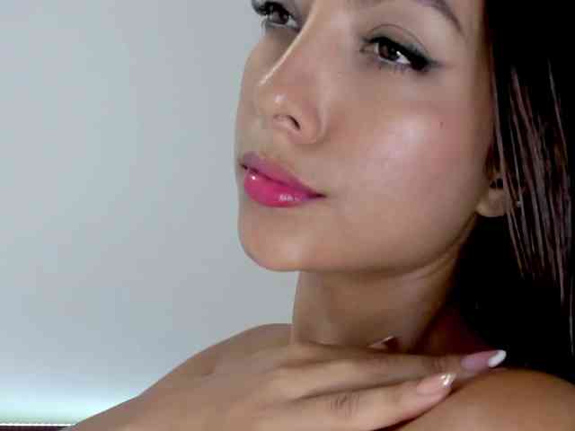 vanessaasquirt webcam