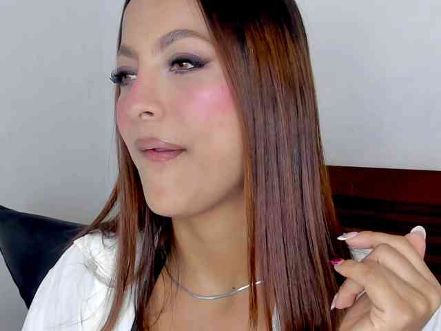 vanessaasquirt webcam