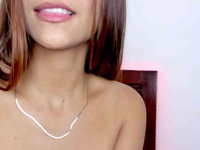 vanessaasquirt webcam