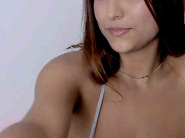 vanessaasquirt webcam