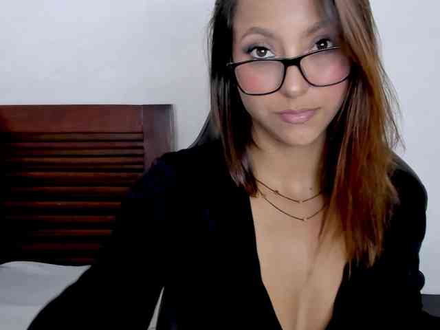 vanessaasquirt webcam