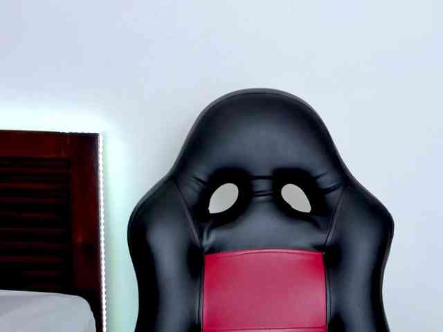 vanessaasquirt webcam