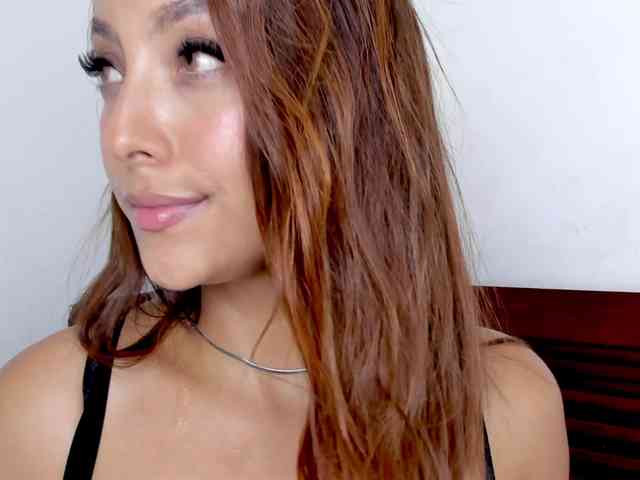 vanessaasquirt webcam