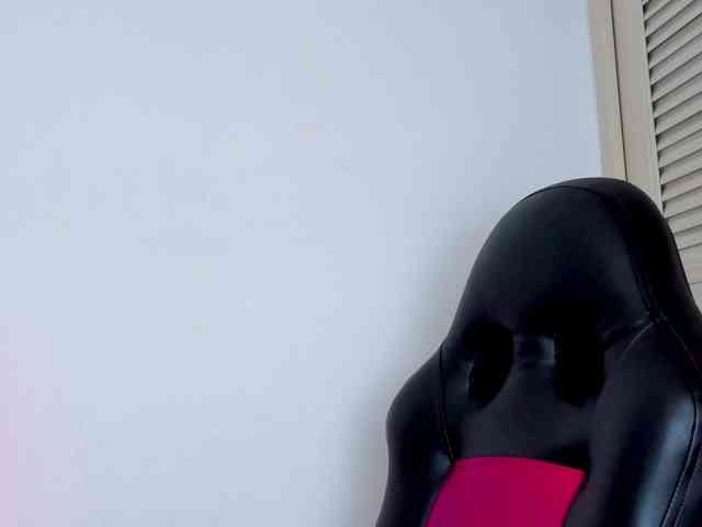 vanessaasquirt webcam