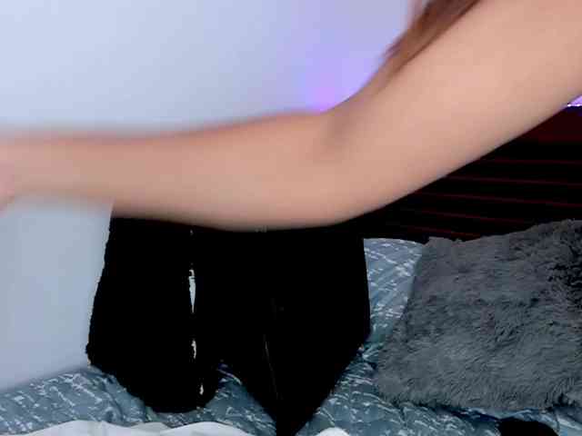 vanessaasquirt webcam