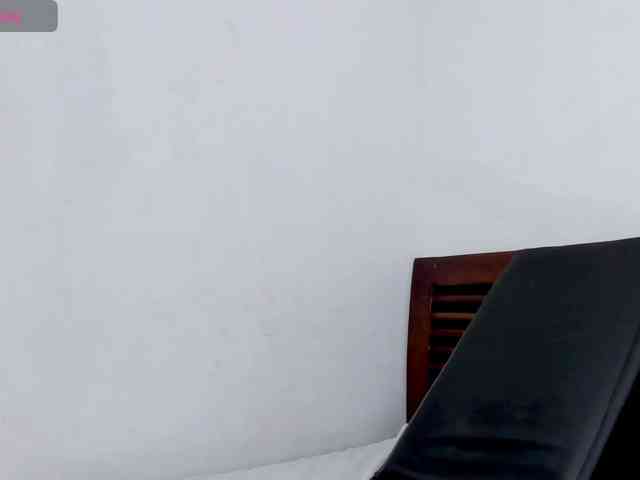 vanessaasquirt webcam