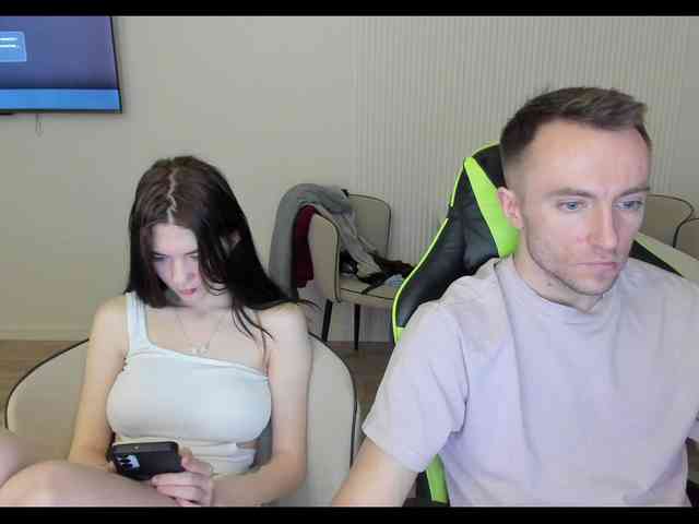 Alina13842 Live Webcam on BongaCams