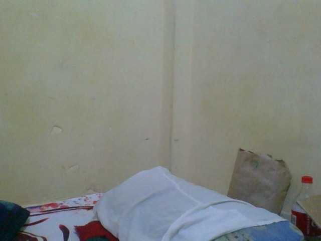 le modèle camilla-sweet est en webcam porno dans un show sur le site bongacams, il possède les tags suivants: Ebony,Brunette,Trimmed