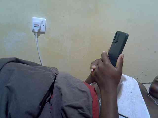 camilla-sweet Live Webcam on BongaCams