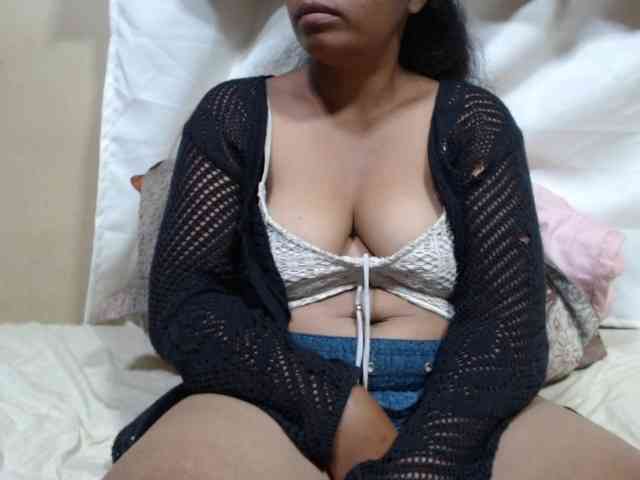 Sahobelle Live Webcam on BongaCams