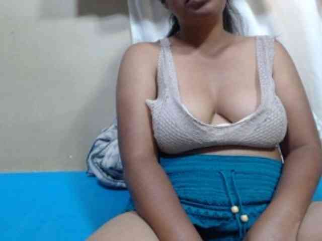 Sahobelle Live Webcam on BongaCams