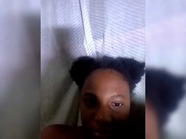 Maissah's BongaCams show and profile