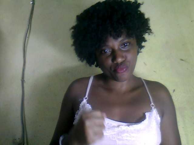 Maissah's BongaCams show and profile