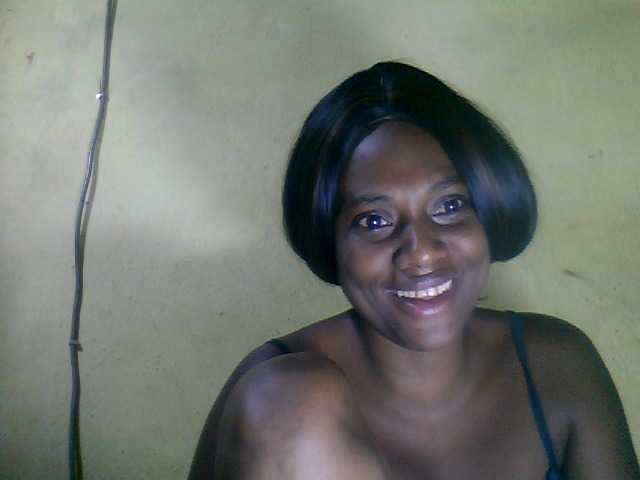 Maissah webcam bongacams model stream image