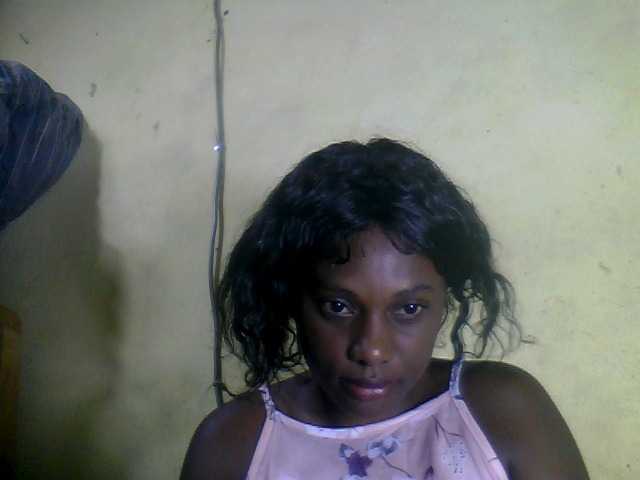 Maissah's BongaCams show and profile