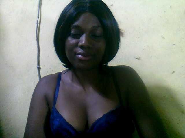 Maissah's BongaCams show and profile