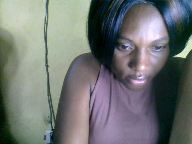 Maissah's BongaCams show and profile