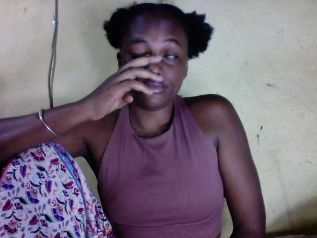 Maissah's BongaCams show and profile