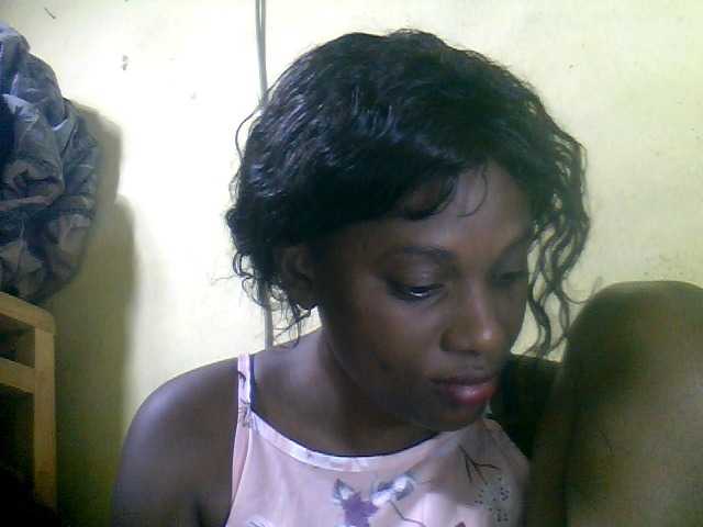 Maissah's BongaCams show and profile