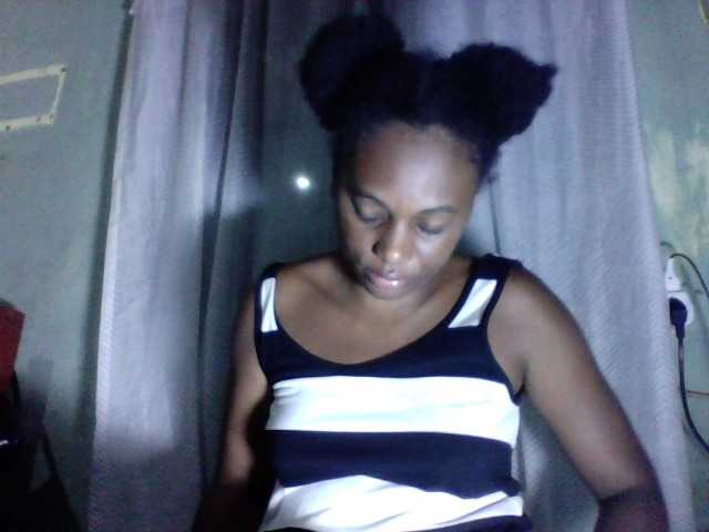 Maissah's BongaCams show and profile