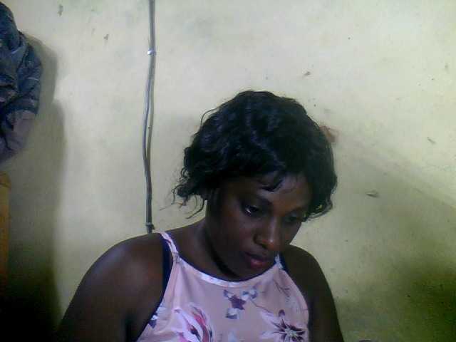 Maissah's BongaCams show and profile