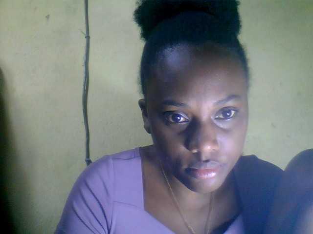 Maissah's BongaCams show and profile