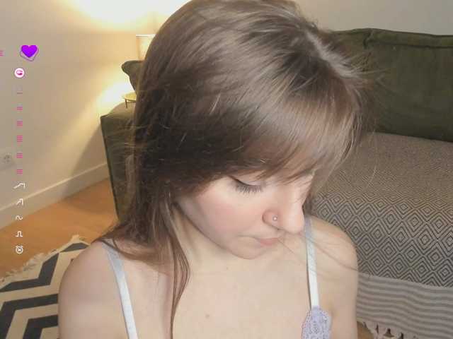 Purpur-Cute's BongaCams show and profile