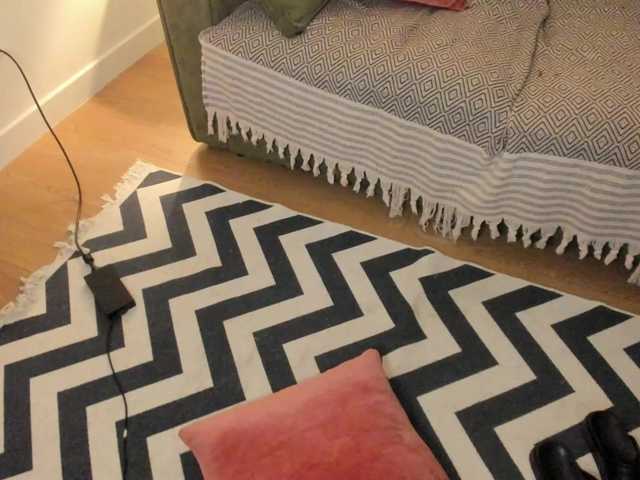 Purpur-Cute's BongaCams show and profile