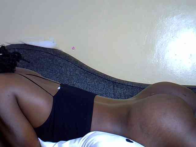 Fine-ass-bitch Fine-ass-bitch