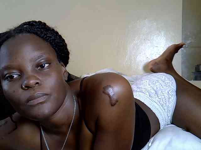 Fine-ass-bitch Fine-ass-bitch