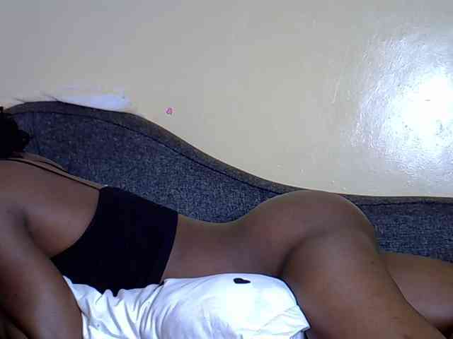 Fine-ass-bitch Fine-ass-bitch