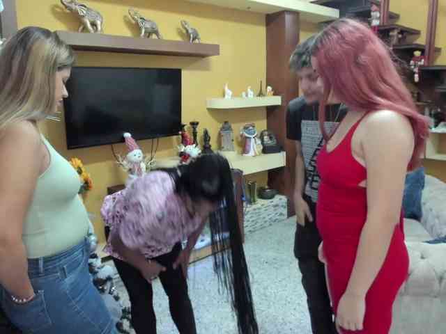 secret-of-roomies webcam