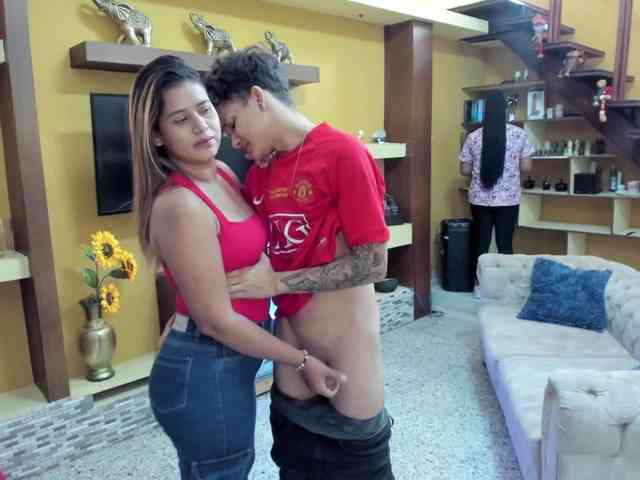 secret-of-roomies webcam