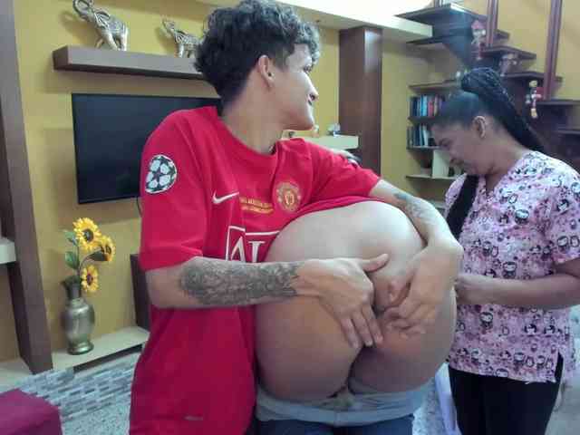 secret-of-roomies webcam